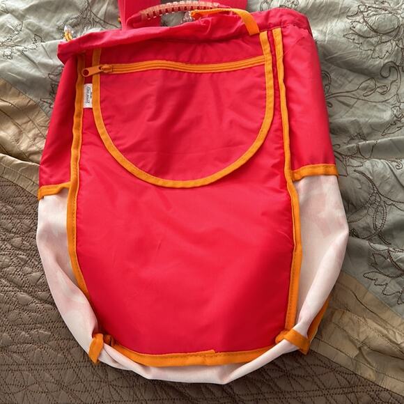 Lands' End | Floral Mesh Cinch Closure Backpack w/ Monogram TSP - Picture 11 of 14